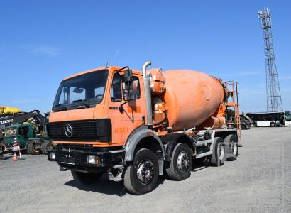 Mercdes Benz SK 3234 / 8x4 / Stetter 9 m³