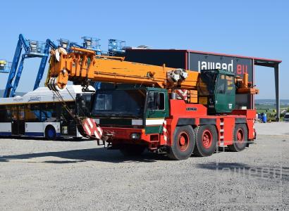 Liebherr LTM 1050