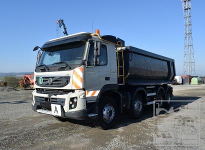 Volvo FMX 460 EEV / 8x4 / Hinterkipper Carnehl