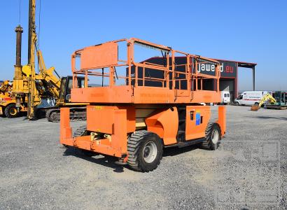 JLG 3394 RT / Diesel / 4x4 / Schere / 12m