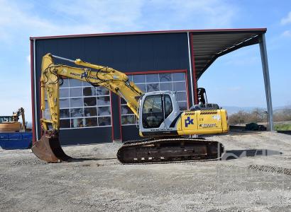 New Holland  E 215 B 