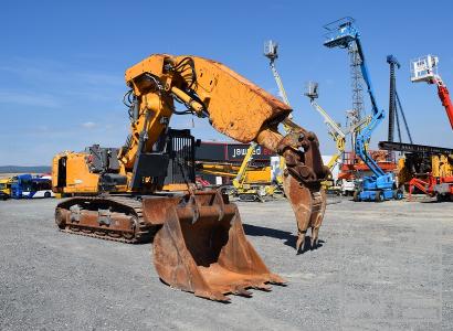 Liebherr R 944 C Tunnelbagger + Reißlöffel + Tieflöffel