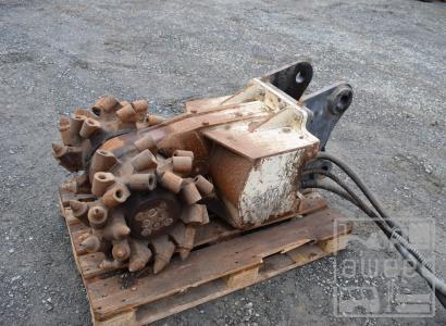 Schaeff WS 45 N / Anbaufräse