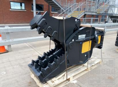 Mustang  RH 26 Pulverisierer