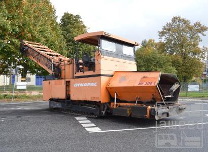 Dynapac MF 300 C Beschicker