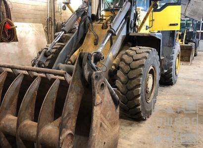 Komatsu WA 270 PT-3 HK Schaufel+Schutzbelüftung 