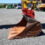 New Holland E 235 SR Kurzheck / Verstellausleger / Planierschild